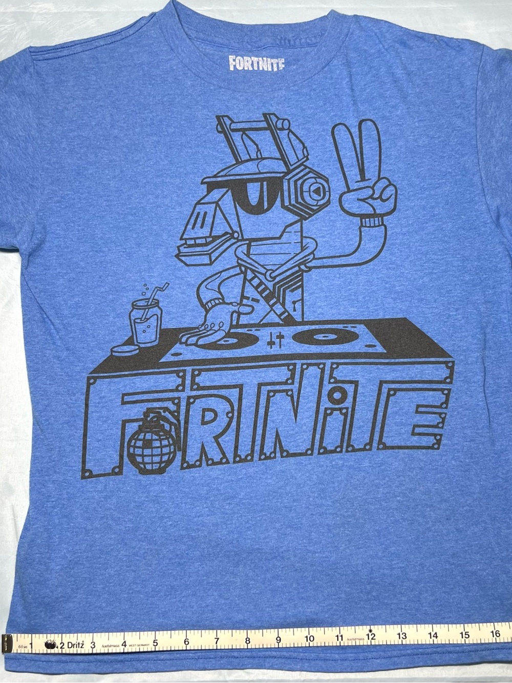 Fortnite Graphic DJ Llama Tshirt- size xl 14/16